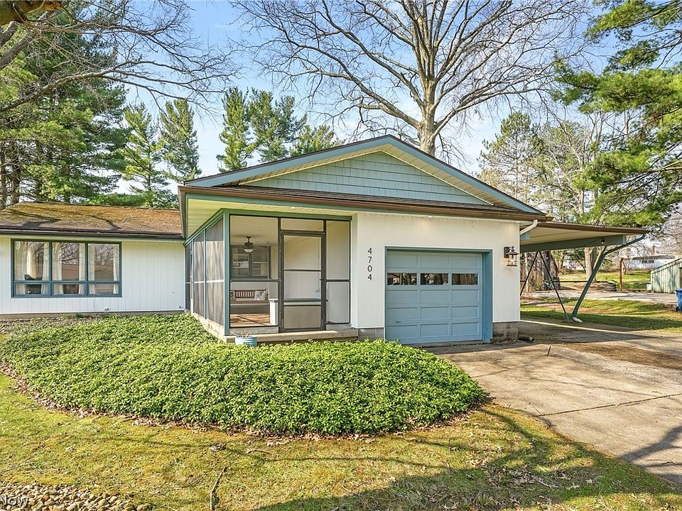 1st image of 4704 Garrett Dr
