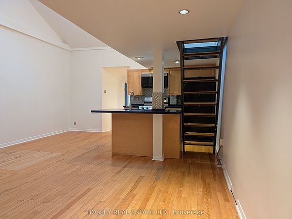 5th image of 230 Ontario St