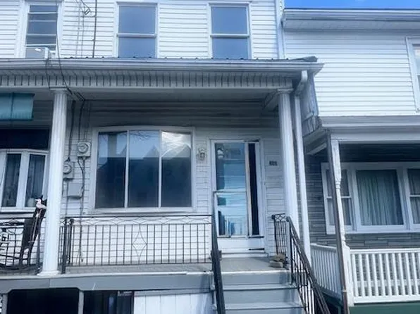 405 N Maple St, Mount Carmel, PA 17851