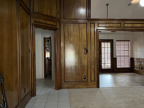 2nd image of 5005 Montego Bay Dr