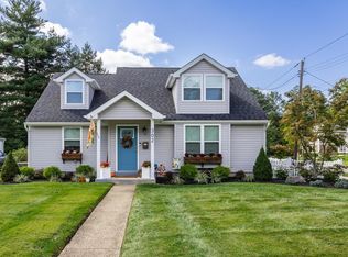 302 High St, Moorestown, NJ 08057