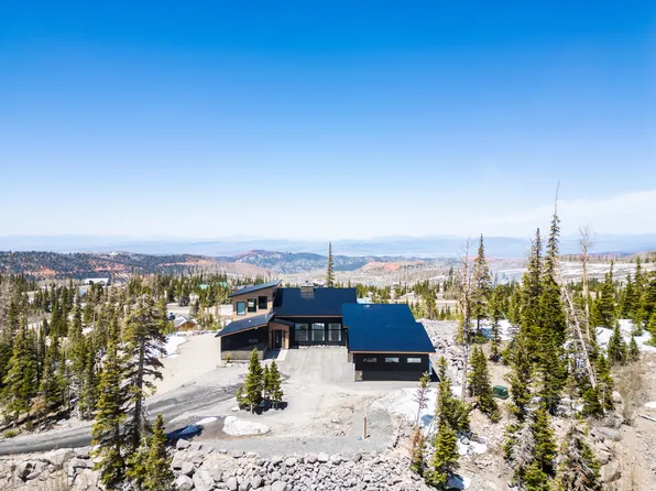 841 E Kodiak Dr, Brian Head, UT 84719