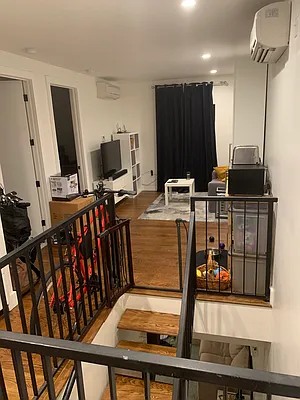 Rented by Spot It Realty LLC | media 44