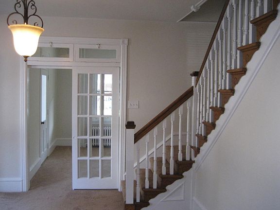 4th image of 252 1st Ave