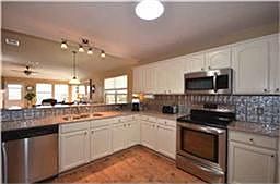 3rd image of 4167 Parterre Dr