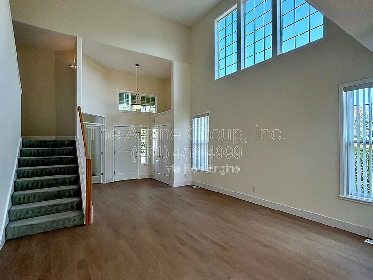 351 NW Kotrik Pl — Photo 46