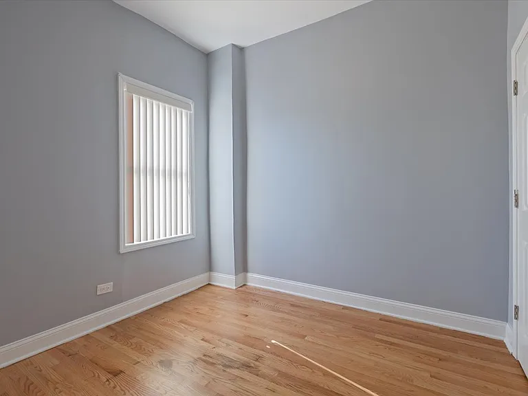 4211 W Gladys Ave #2 — Photo 9