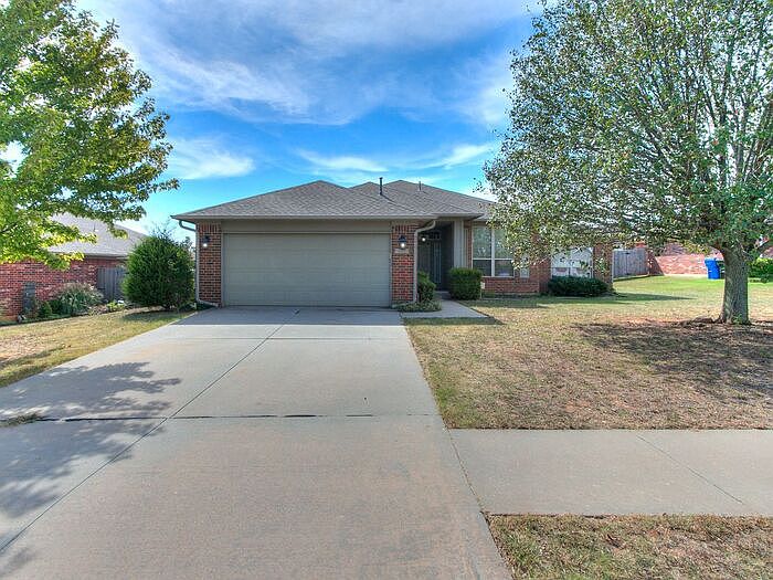1st image of 2512 Broadwell Oaks Dr