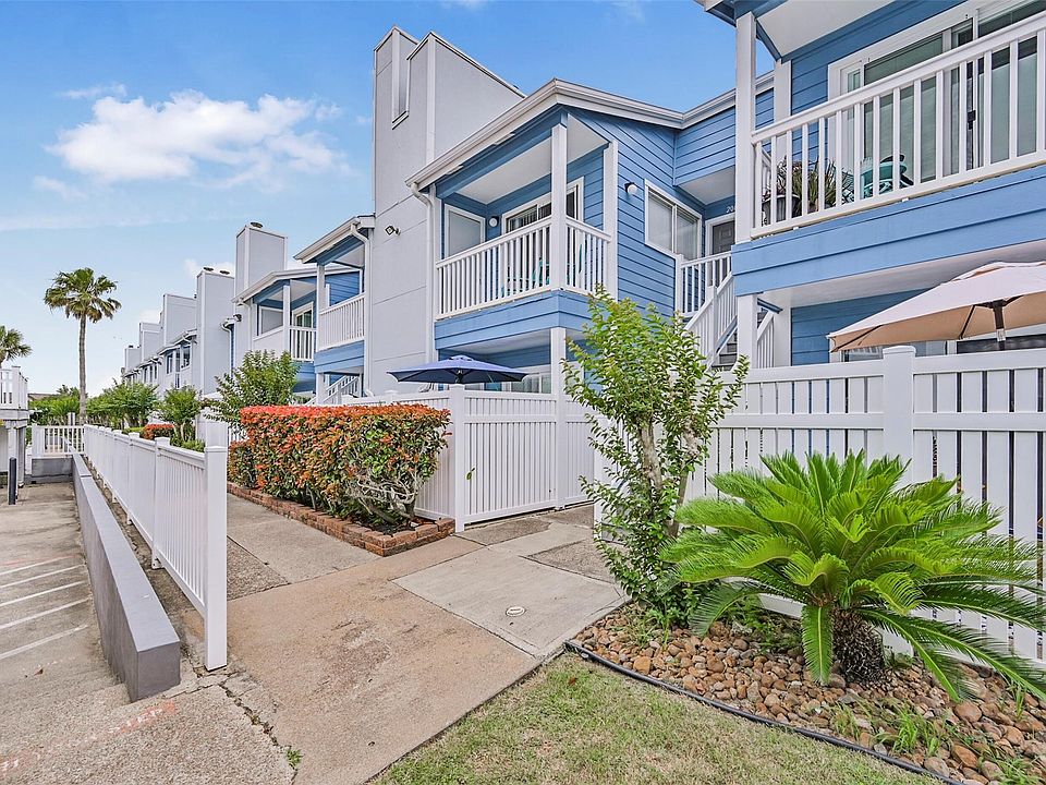 1st image of 3506 Cove View Blvd APT 206