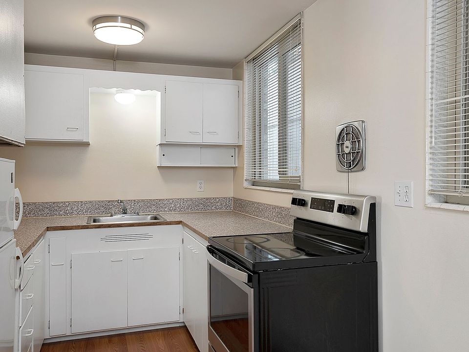 1st image of 15 W Galer St #18933843