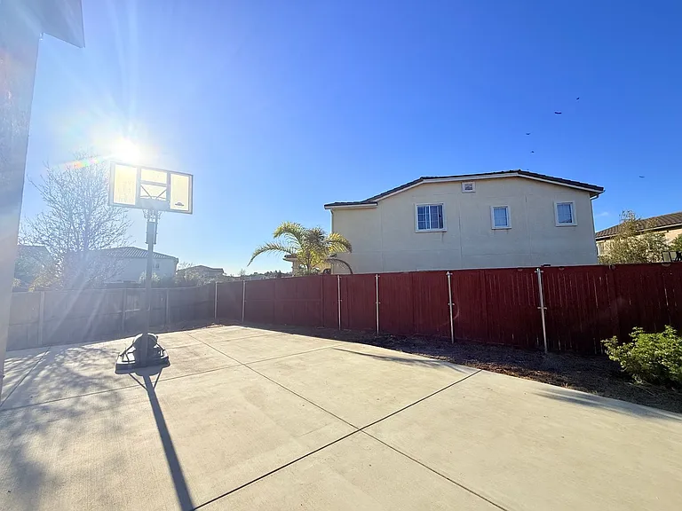 2023 San Antonio Ct — Photo 42