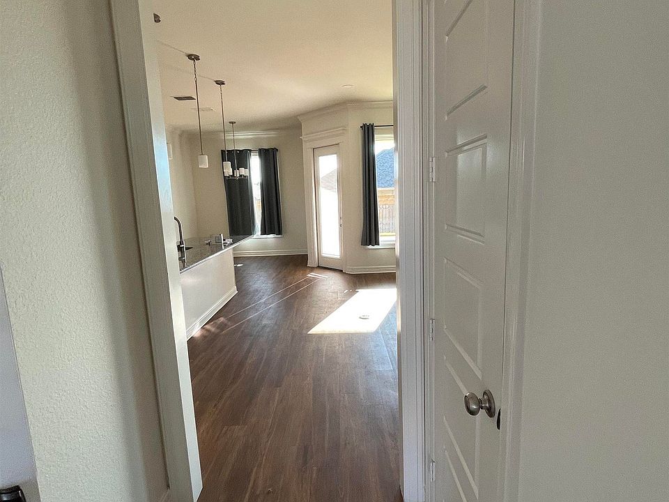 1st image of 1807 Stephanie Dr