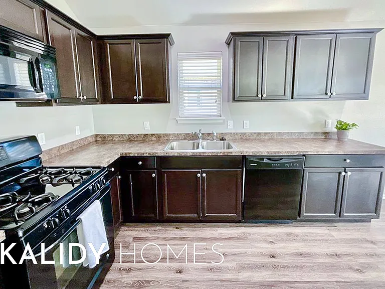 2904 Cider Mill Ln — Photo 5