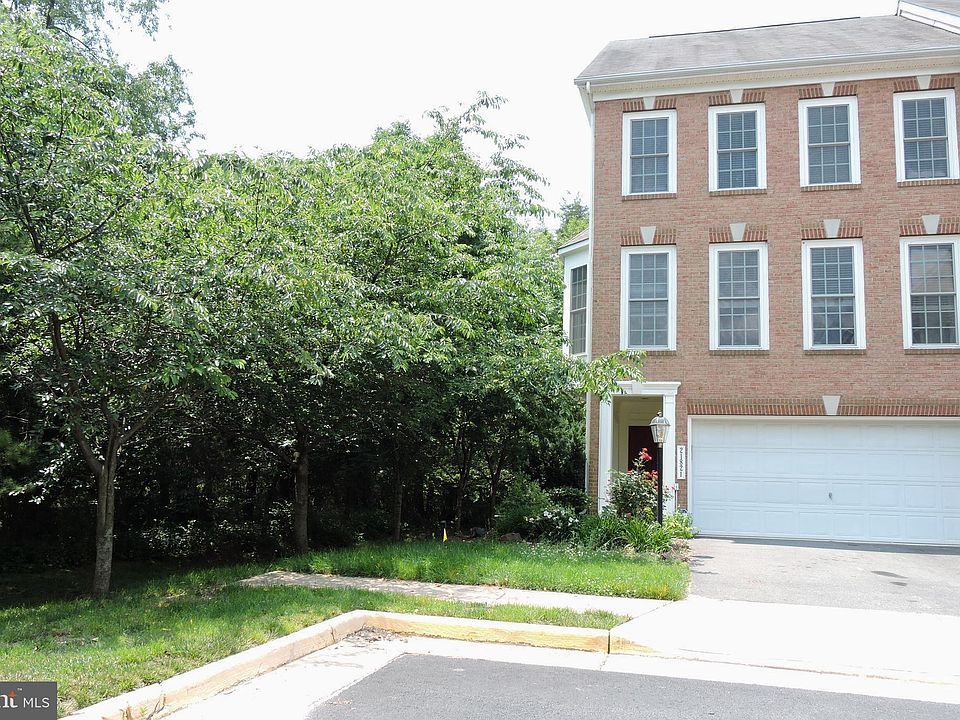 1st image of 21821 Ladyslipper Sq