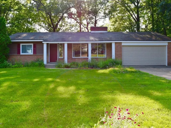 3437 Assumption Dr NE, Grand Rapids, MI 49525