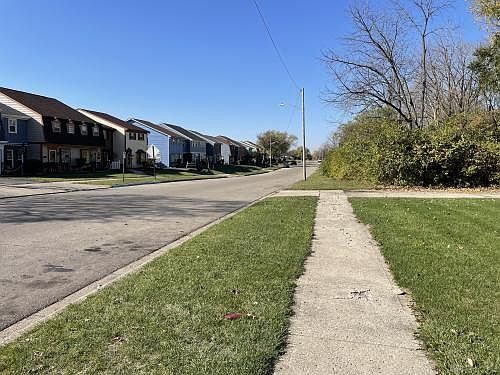 2nd image of 3031 Garvin Rd APT C