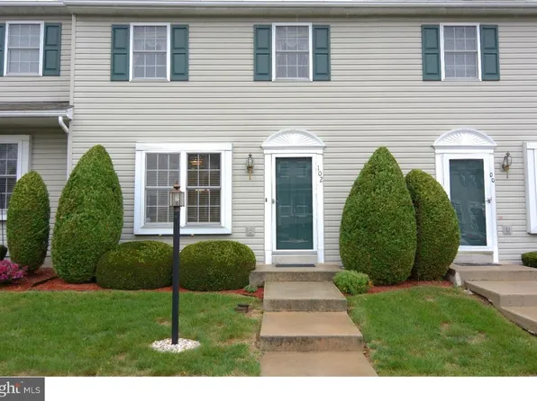 19-2 Cranberry Rdg, Reading, PA 19606
