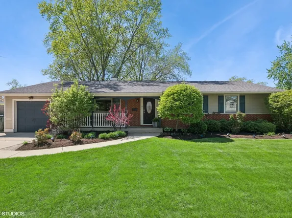 124 N Cady Dr, Palatine, IL 60074