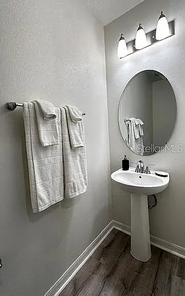 710 Stoney Point Cir — Photo 13