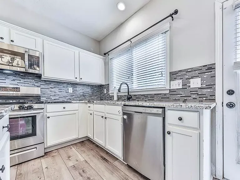 3512 Donamire Way NW — Photo 15