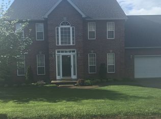 405 Arrowhead Dr, Hurricane, WV 25526