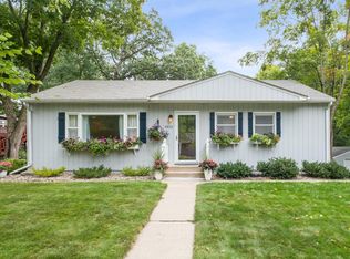 4824 Acorn Ridge Rd, Minnetonka, MN 55345