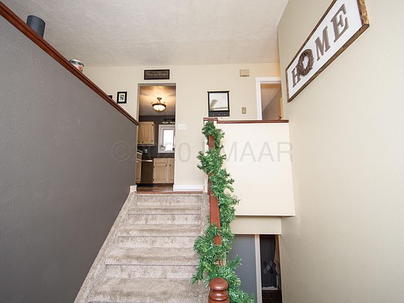 5th image of 2408 Cromwell St S