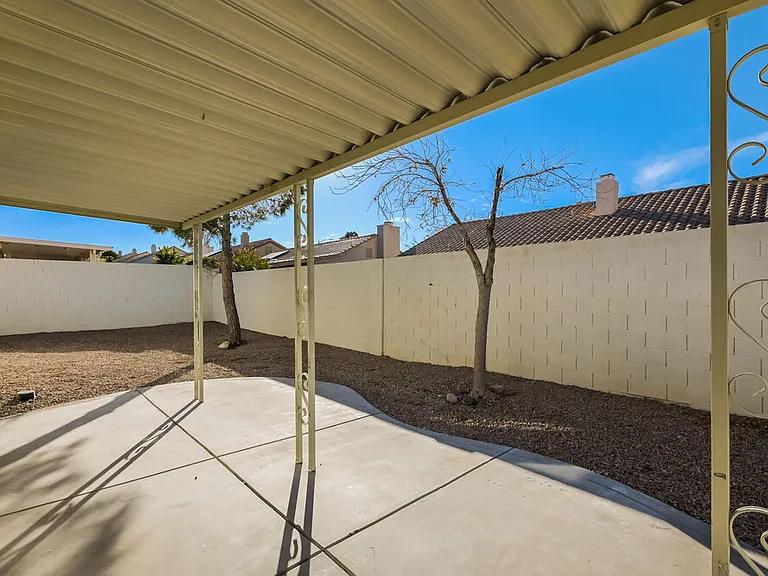 682 Covina Dr — Photo 19