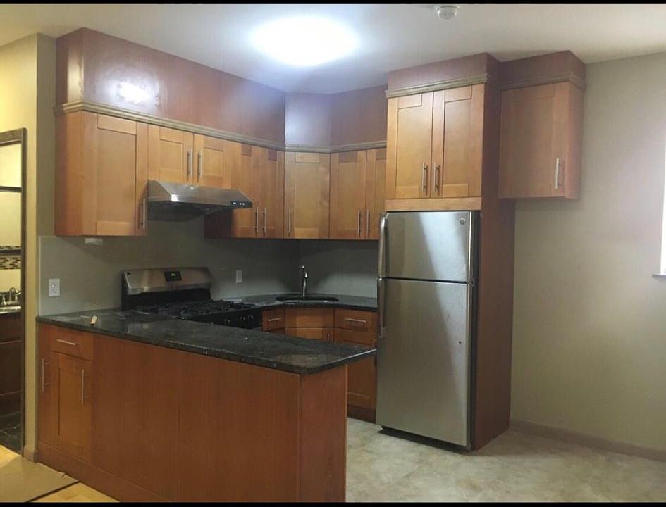 2nd image of 78 Avenue T Fl 1ST