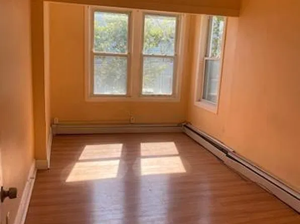 98 Van Nostrand Ave, Jersey City, NJ
