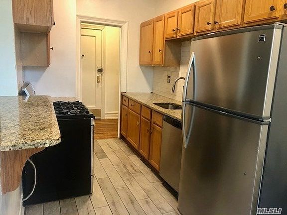 4th image of 8610 109th St APT Cc3