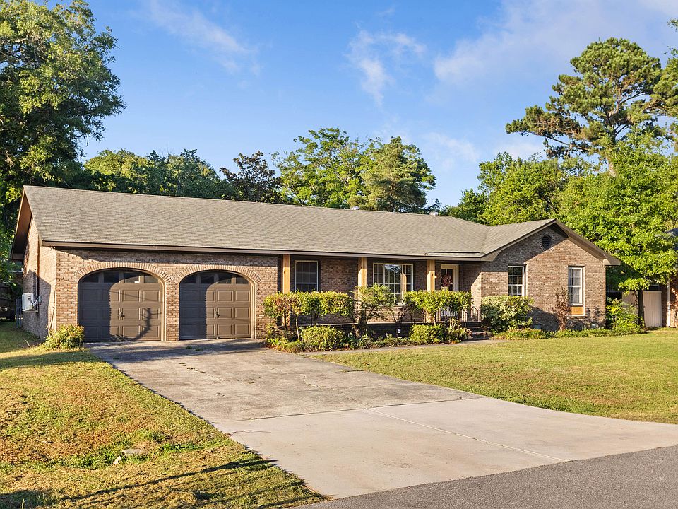 1st image of 742 Leafwood Rd