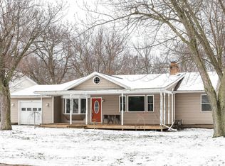 74 Scotts Dr, Holland, MI 49424
