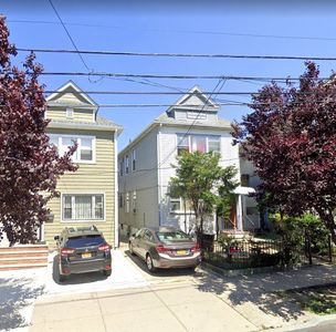3949 65th Pl, Woodside, NY, 11377