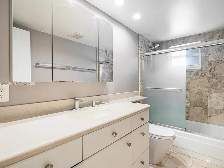 100 Edgewater Dr #342 — Photo 8