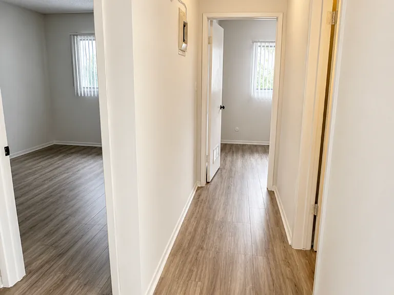 1156 Alameda Ave — Photo 7