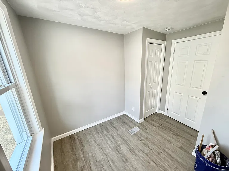 9 Rock St #1 — Photo 16