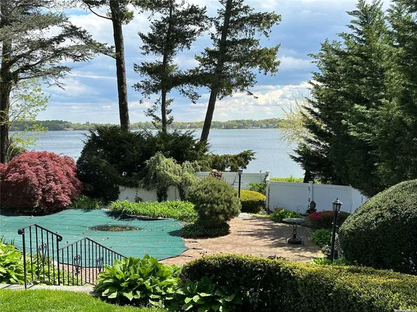 938 W West Shore Road, Mill Neck, NY 11765