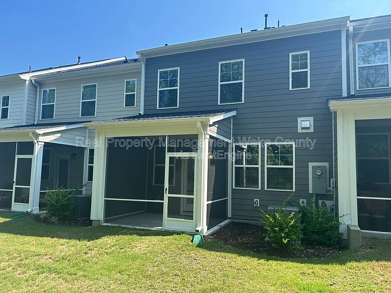 1605 Emory Ridge Way — Photo 12