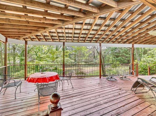 winston-salem-north-carolina-117618897 picture