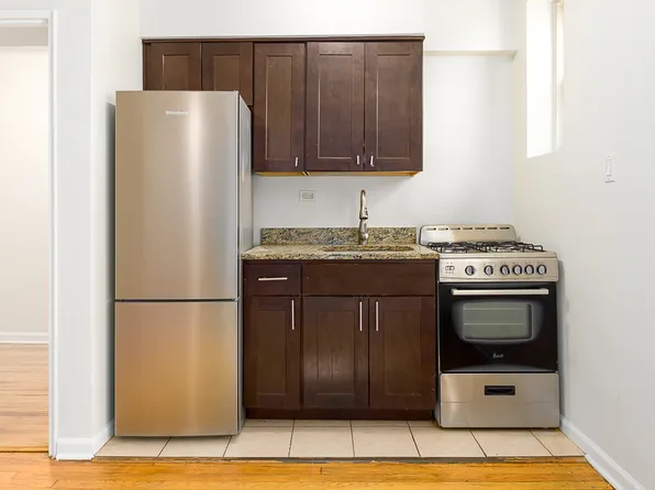 5570 Netherland Avenue 4D image 2 of 5