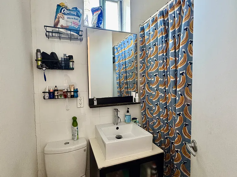 457 Jefferson Ave #3R — Photo 7