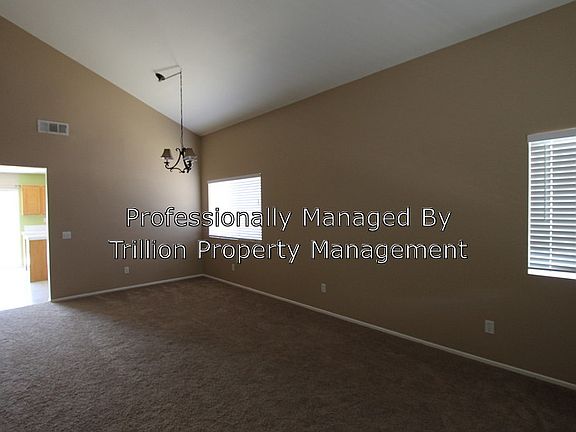 4th image of 32284 Corte Illora