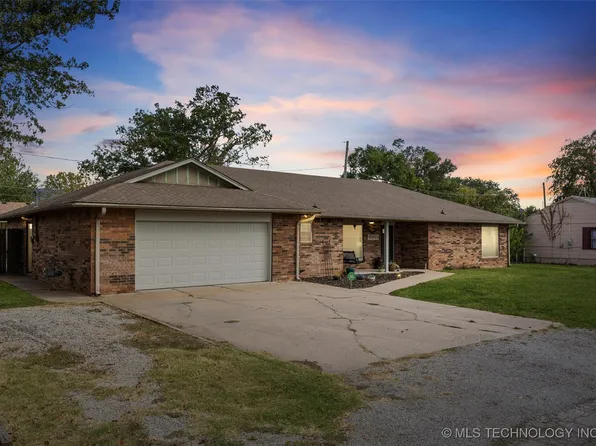 238 Meadowlark Pl, Bartlesville, OK 74006