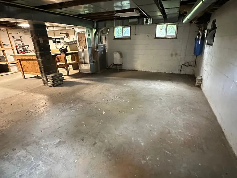 541 W Jersey Ave — Photo 30