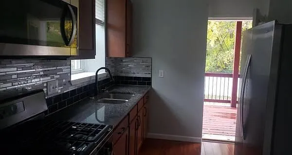 885 Glenwood Ave #3 — Photo 5