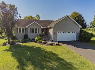 5069 E Walden Rd, Byron, IL 61010