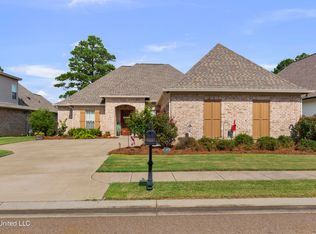 140 Greenway Ln, Madison, MS 39110