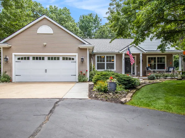 3555 Hathaway Rd, Kalamazoo, MI 49009