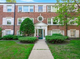 232 Ridge Ave APT 1, Evanston, IL 60202